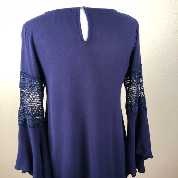 Alythea blue bell sleeved blouse - Picture 2 of 8